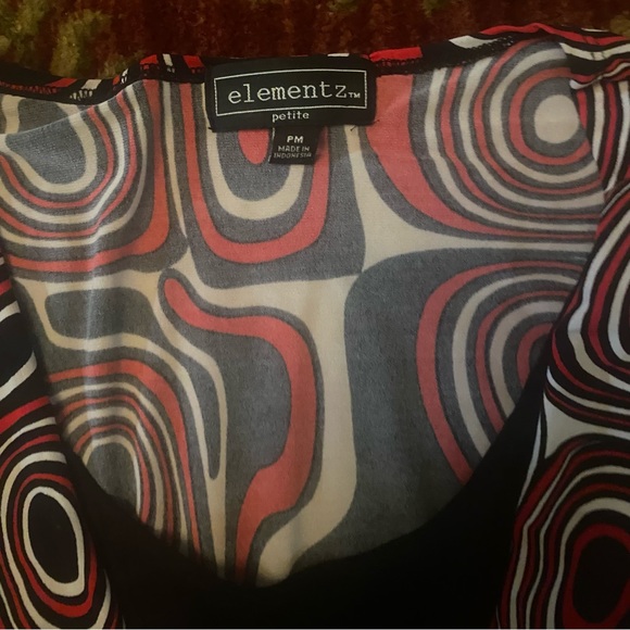 3 for $25 / Elementz top - Picture 2 of 2